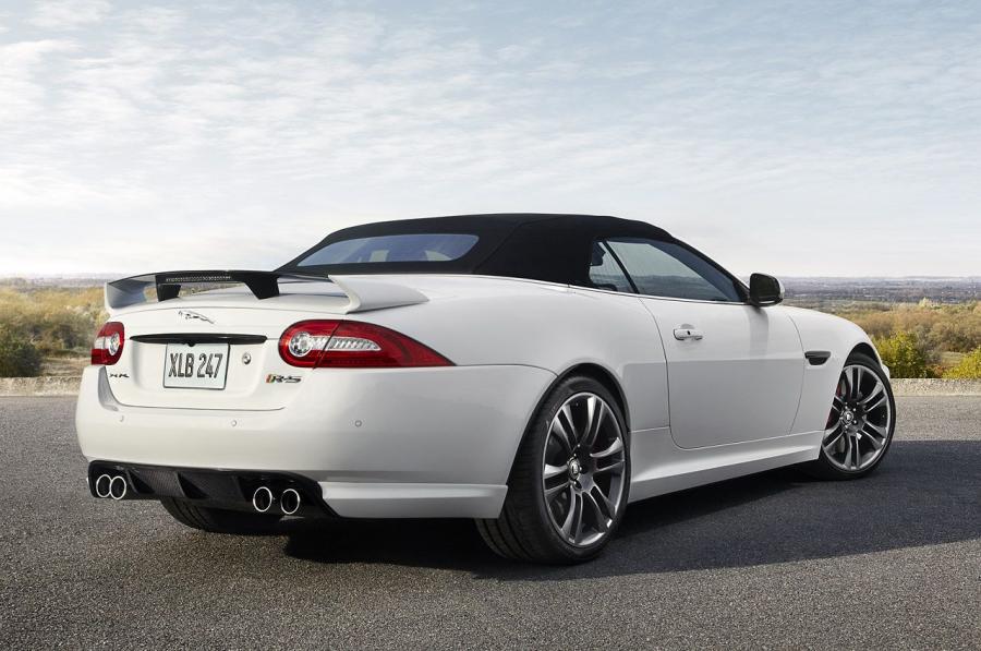  Jaguar XKR-S Convertible 2012 года  (фото 14 из 45)